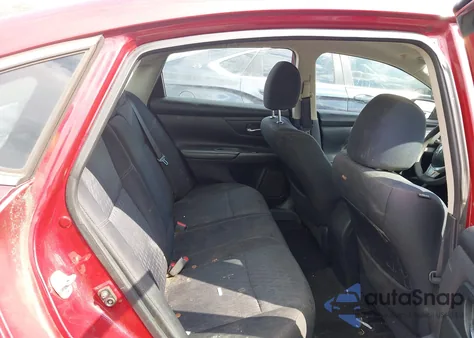 2016 Nissan Altima 2.5/2.5 S/2.5 Sl/2.5 Sr/2.5 Sv z USA, uszkodzony, nr VIN 1N4AL3AP5GN344886